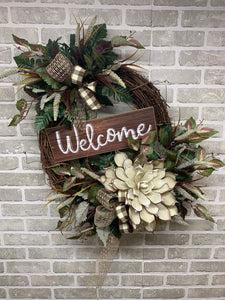 Welcome home decor wreath