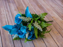 Load image into Gallery viewer, Turquoise Calla Lily &amp; Rose Bush
