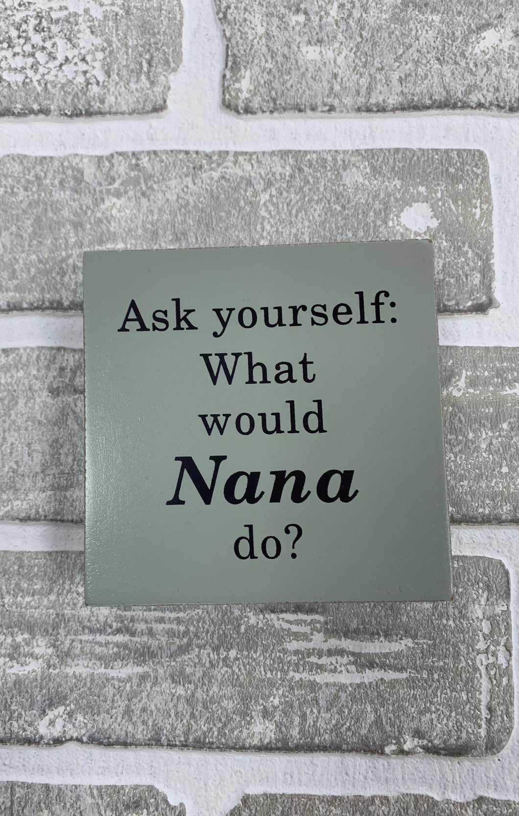 Nana sign
